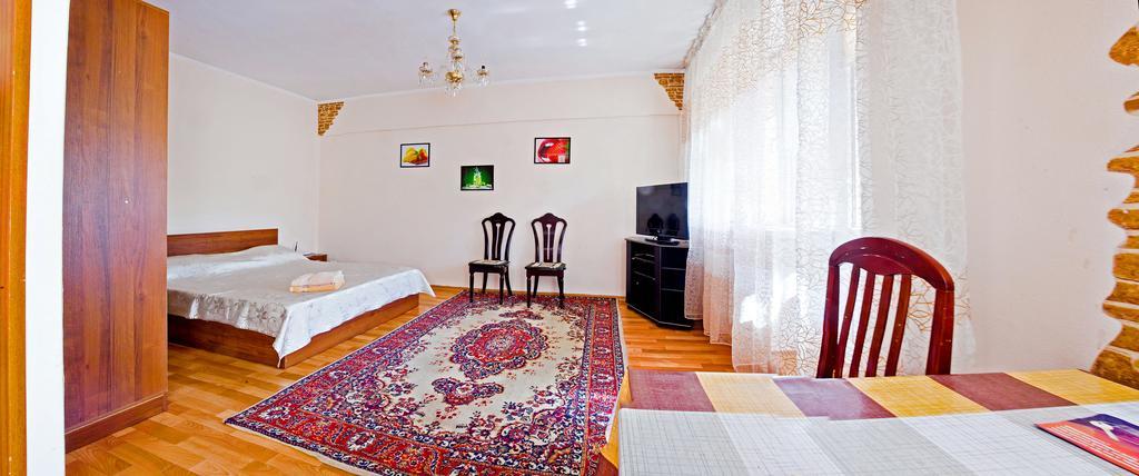 Lessor Centre Apartments Almaty Room photo