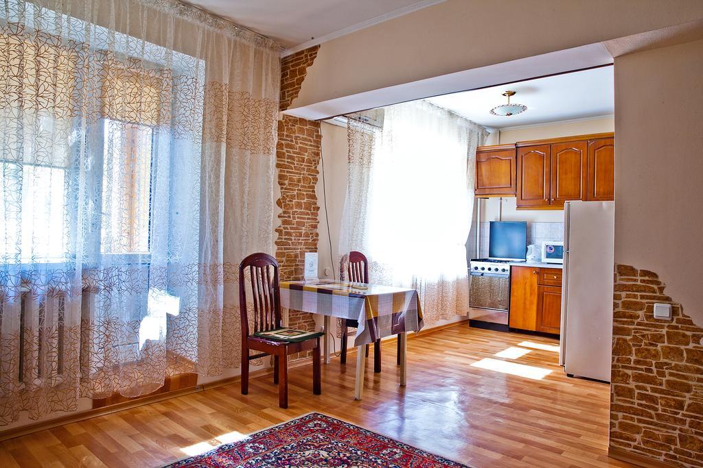 Lessor Centre Apartments Almaty Room photo